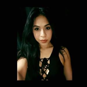 Meet your Posher, Carolina